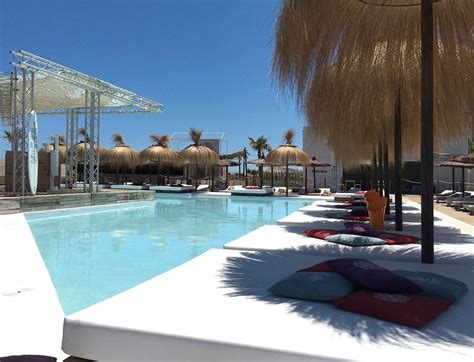 nudo beach club|Castellon – Nudo Beach Club.